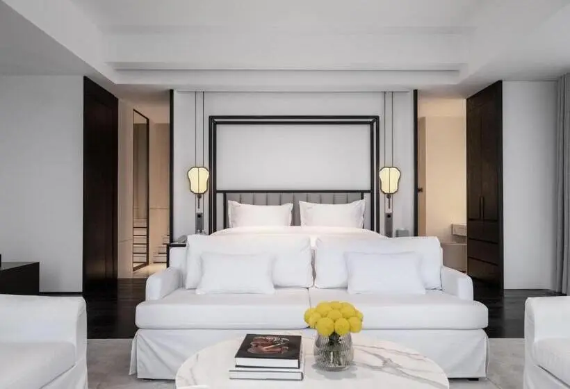 Suite with lake view, 钓鱼台毕加索酒店