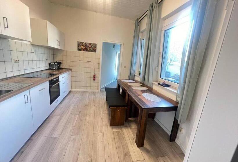 스탠다드 룸 공동 욕실, Koblenz Corner Rooms