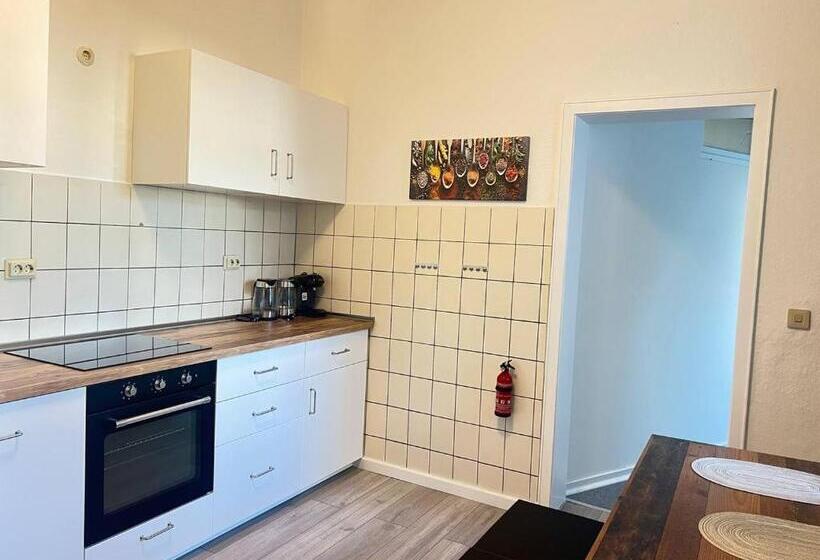 스탠다드 룸 공동 욕실, Koblenz Corner Rooms