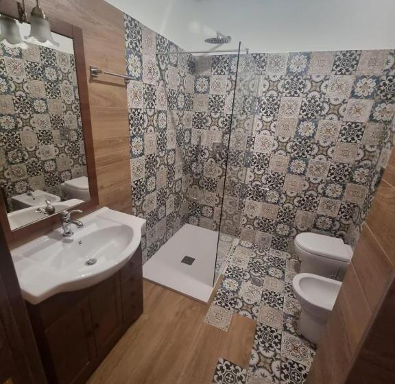 חדר קומפורט לשלושה, B&b Gusto West Bisignano