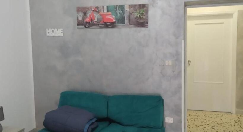 اتاق استاندارد با سرویس بهداشتی مشترک, Casa Luisa