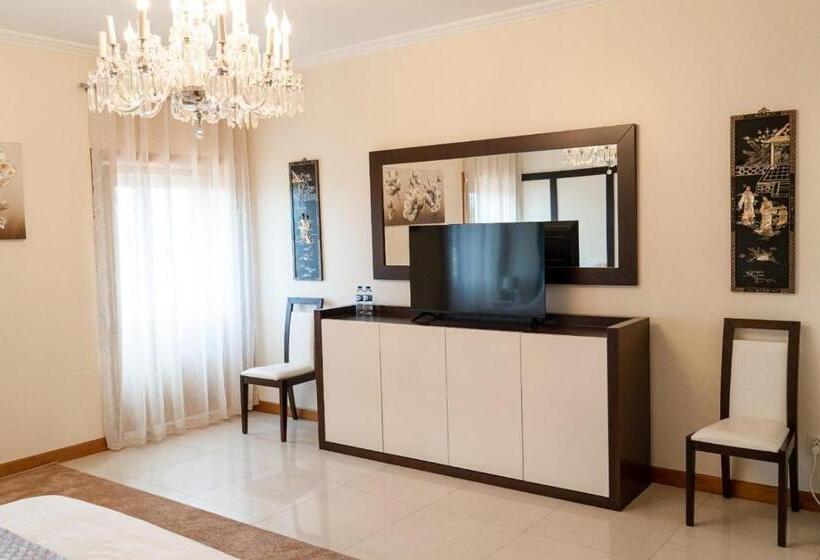 スタンダードルーム, Elegância & Carros