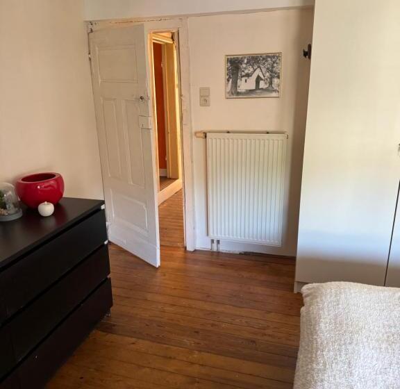 スタンダードルーム, Lu Cwène D à Ka