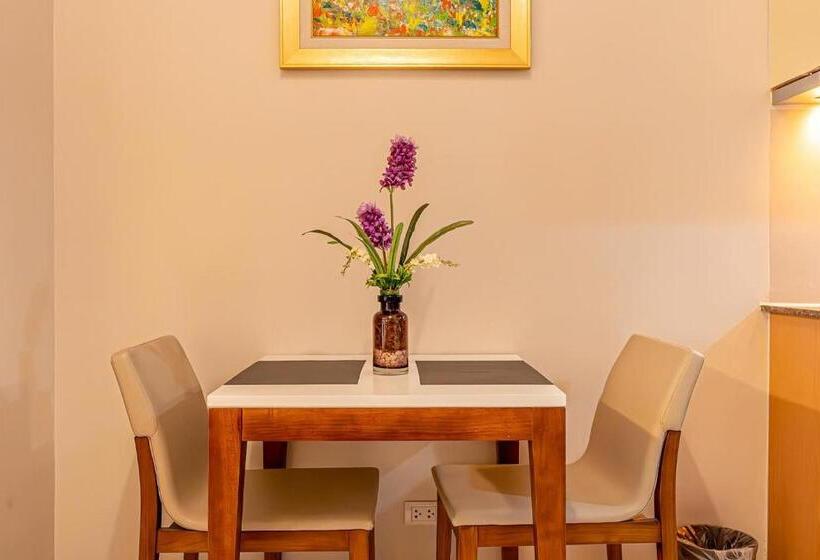 דירת חדר, Casa Qiao