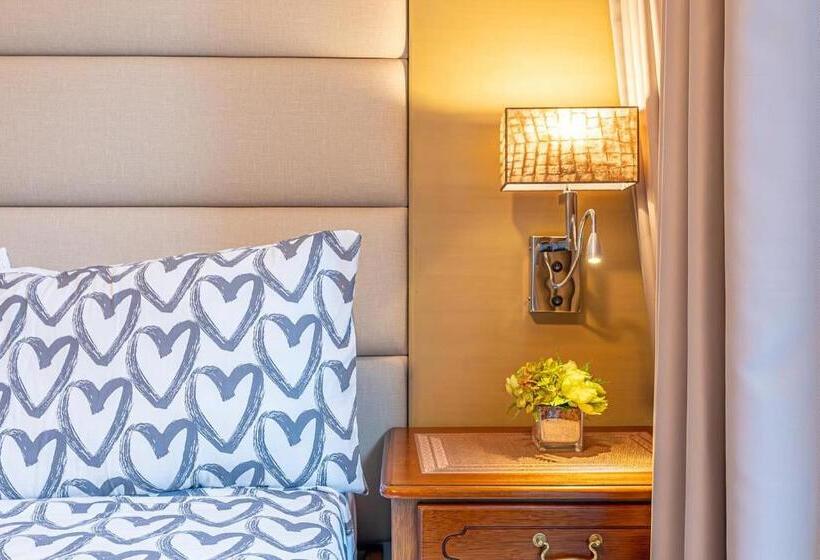 דירת חדר, Casa Qiao