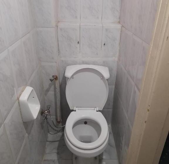 اتاق استاندارد سه نفره, Lotus