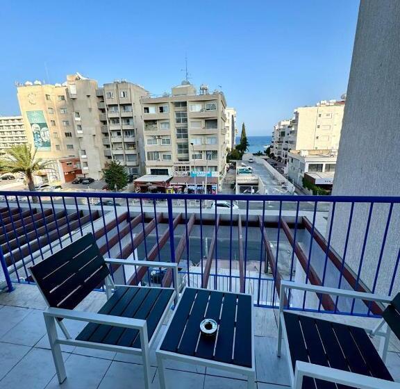 Estúdio Estandar com Sacada, M Hotel Apartments