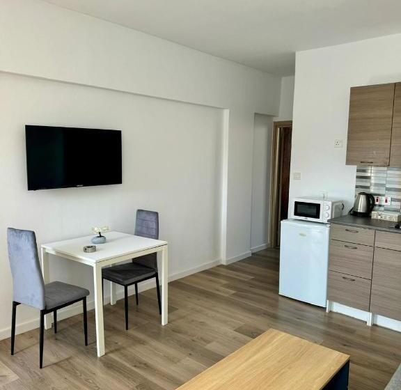 Escritório Estándar, M Hotel Apartments