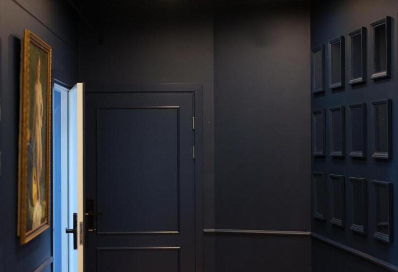 استودیوی استاندارد, Miro Rooms Center   Quiet Chic, Self Check In