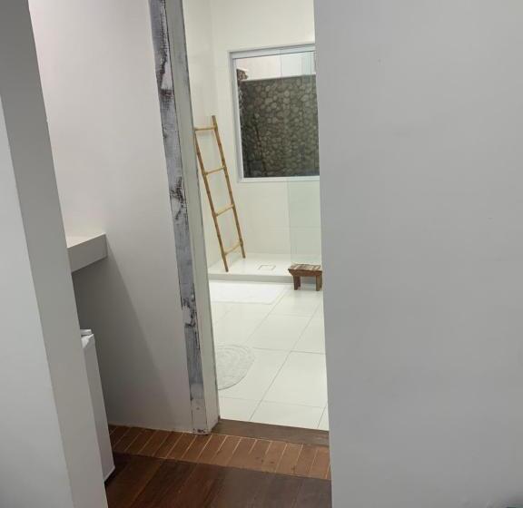 Четырехместный Номер Стандарт с Балконом, Almas Gêmeas Flat