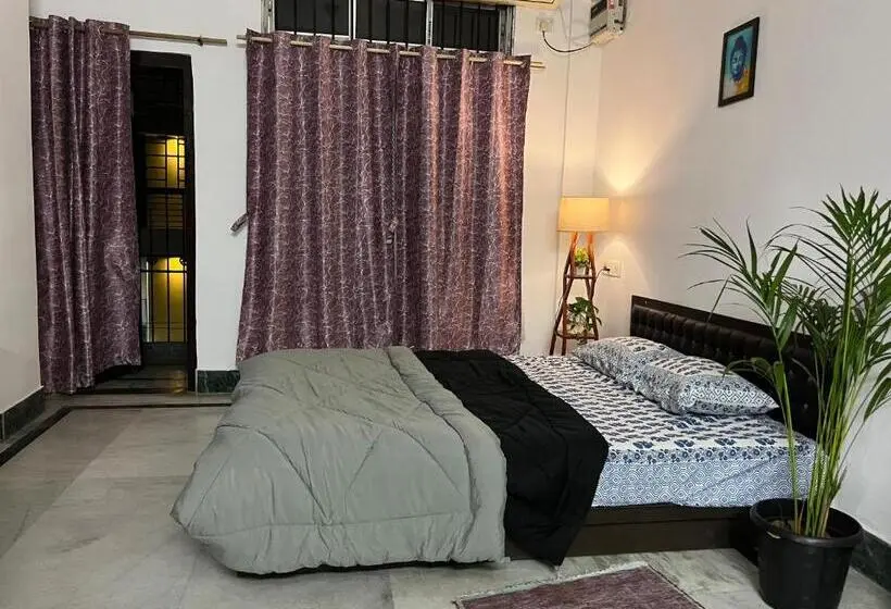 デラックスルーム, Beltola Serenity Homestay