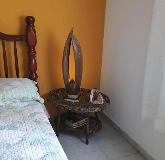 デラックストリプルルーム, Espaço Terapêutico Reconectar