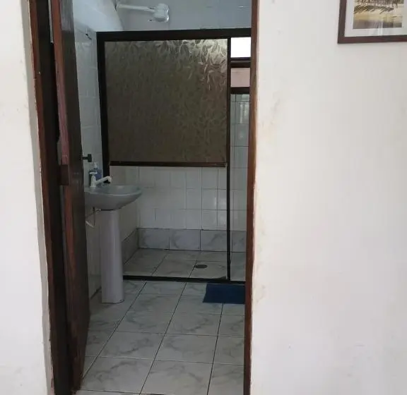 コンフォートトリプルルーム, Espaço Terapêutico Reconectar