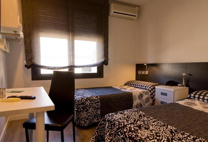 标准间, Hostal Plaza