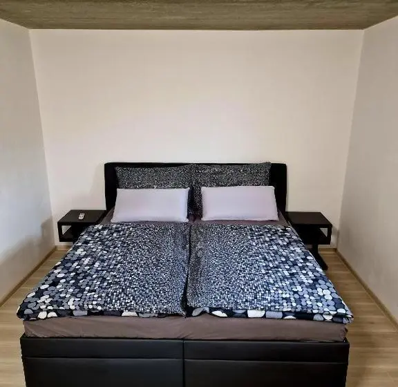 Suite Familiare, La Perla