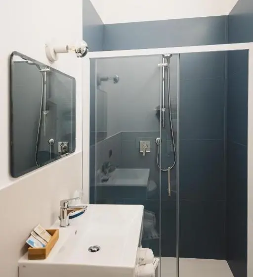 スタンダードルーム, Piazza Verdi B&b