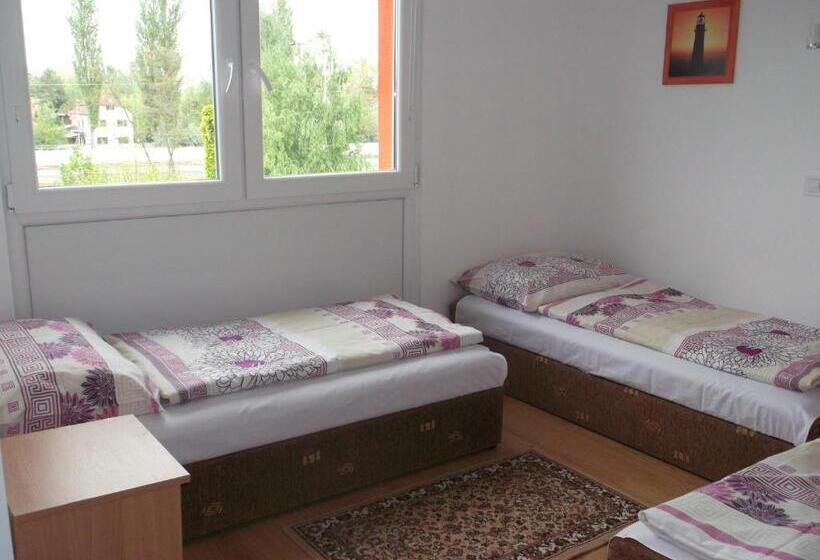 スタンダード４人部屋, Touring & Sport Hotel Siófok