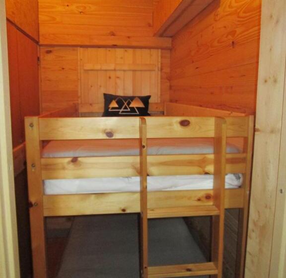 اتاق استاندارد چهار تخته, Le Chalet De La Conversaria