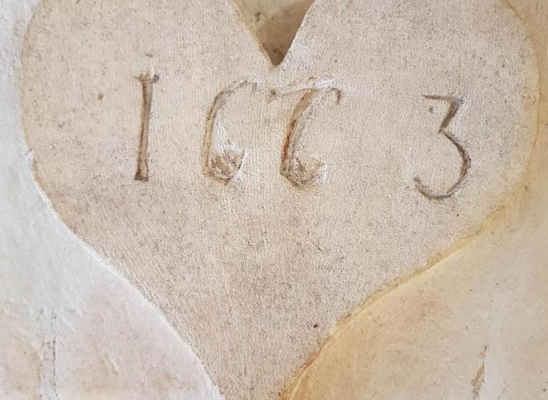 Номер Стандарт, Rue Du Château à Cabrières D Avignon