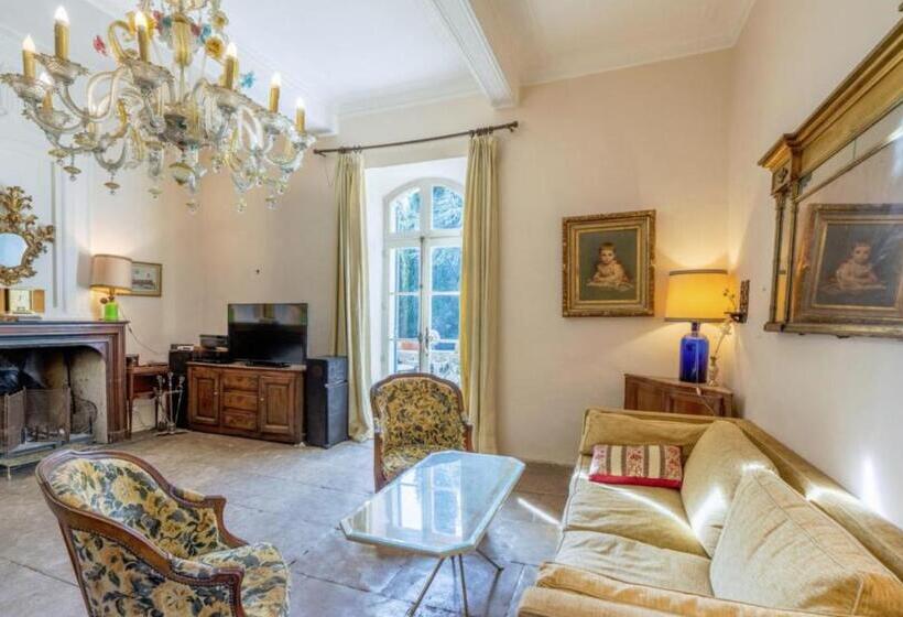 Номер Стандарт Вид на Сад, Rue Du Château à Cabrières D Avignon