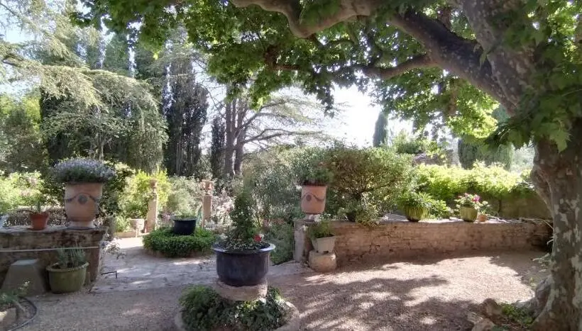 キングサイズベッドのスーペリアルーム, Rue Du Château à Cabrières D Avignon