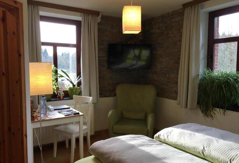 غرفة قياسية, Bed & Breakfast Schlommefurth