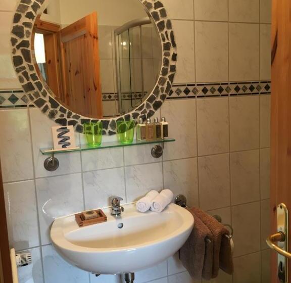 Номер Стандарт, Bed & Breakfast Schlommefurth