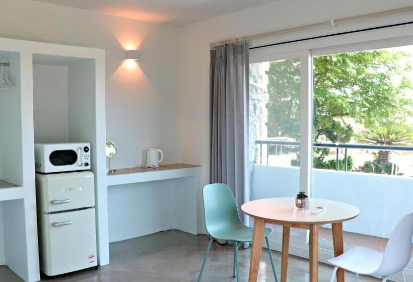 标准间, Hado Fourseasons Pension