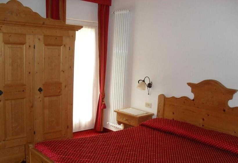 חדר אקונומי, Cristallo