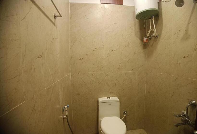 デラックスルーム, Elite Mandarmoni