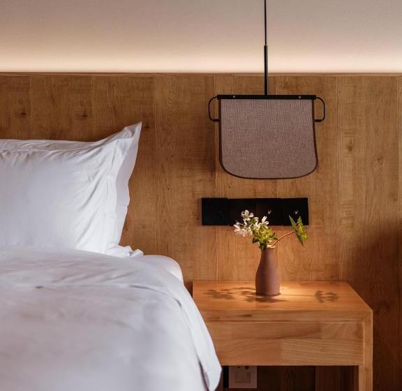 Стандартный Номер Кровать Кинг, Linden Centre Naada