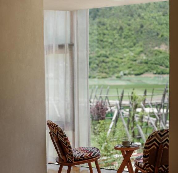 Номер Премиум, Linden Centre Naada