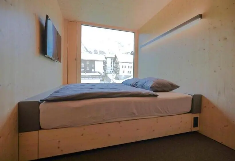 スーペリアファミリールーム, Revier Mountain Lodge Saas Fee