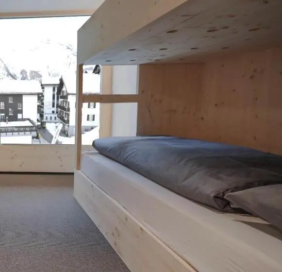 マウンテンビューファミリールーム, Revier Mountain Lodge Saas Fee