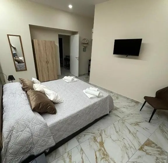 اتاق استاندارد, Little B&b