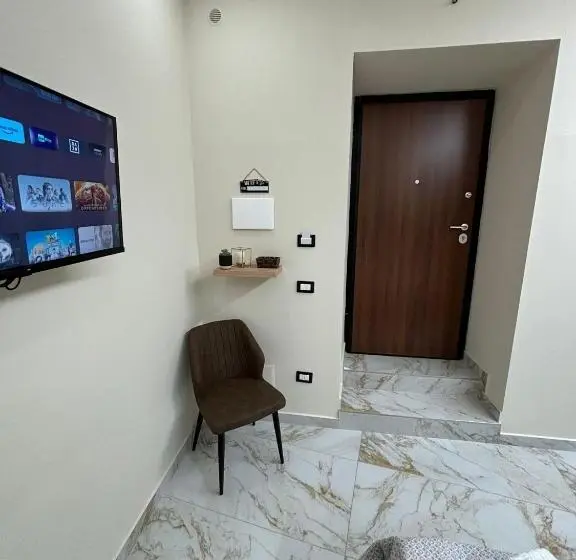 اتاق استاندارد, Little B&b