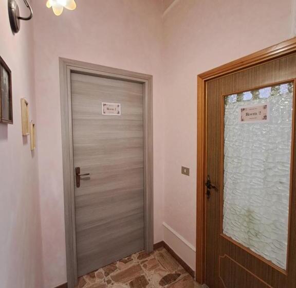 غرفة قياسية رباعية, Da Isa