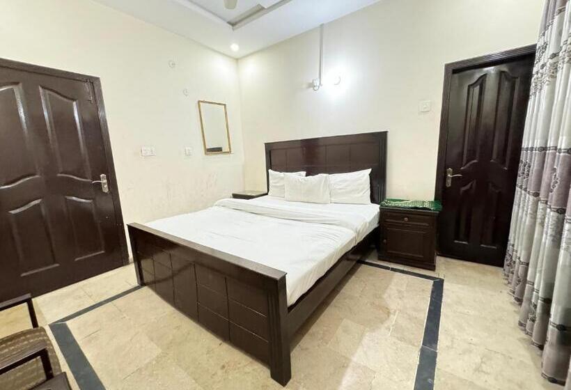 اتاق لوکس با تخت بزرگ, Millat Guest House G9 4