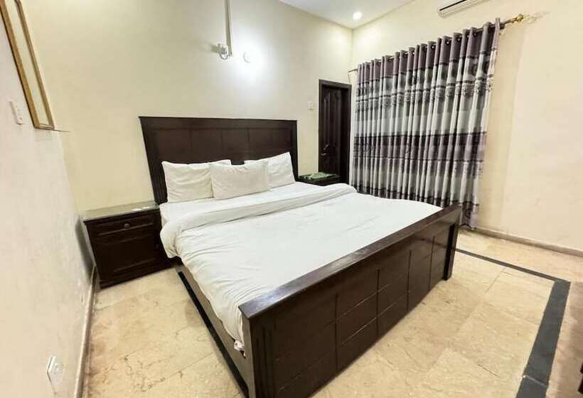 اتاق لوکس, Millat Guest House G9 4