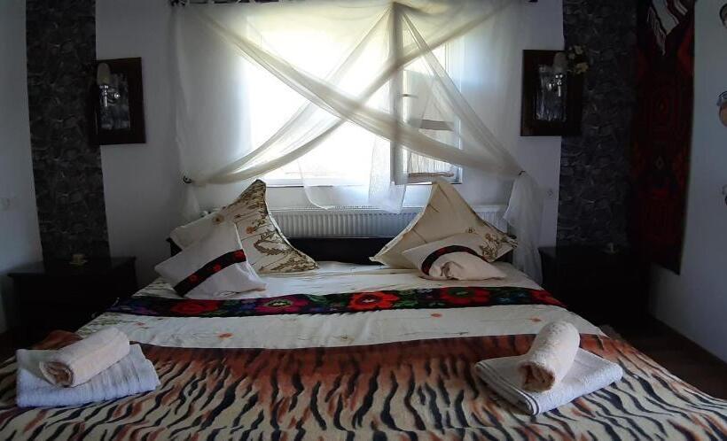 ガーデンビュースタンダードルーム, Pensiunea Casa Godja