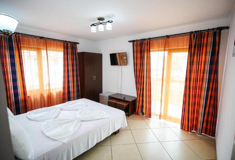 스탠다드 룸, Pensiunea Octavian