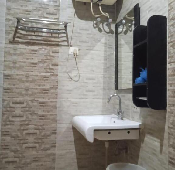 デラックスルーム, Goroomgo Tapovan Residency Haridwar   Excellent Service Recommended