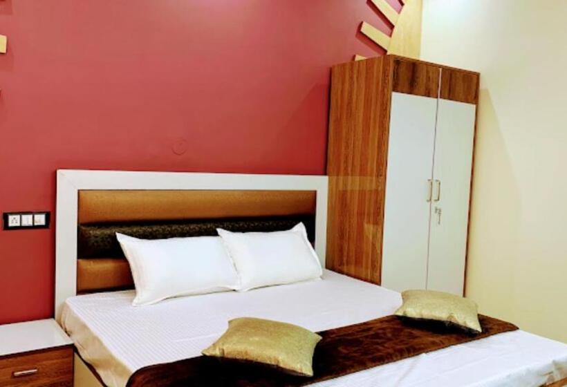 デラックスルーム, Goroomgo Tapovan Residency Haridwar   Excellent Service Recommended