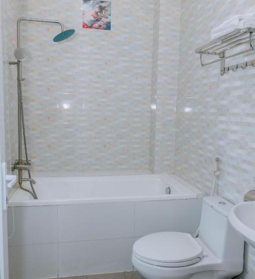 سوییت, Khách Sạn Phú Yên