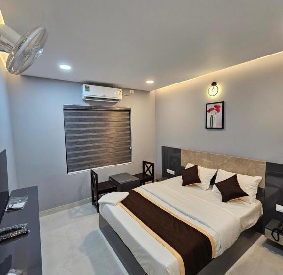 Номер Deluxe, Thaal Residency Cheruvathur Hala Groups