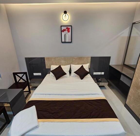 Номер Deluxe, Thaal Residency Cheruvathur Hala Groups