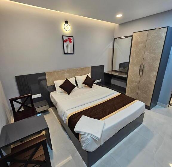 Номер Deluxe, Thaal Residency Cheruvathur Hala Groups