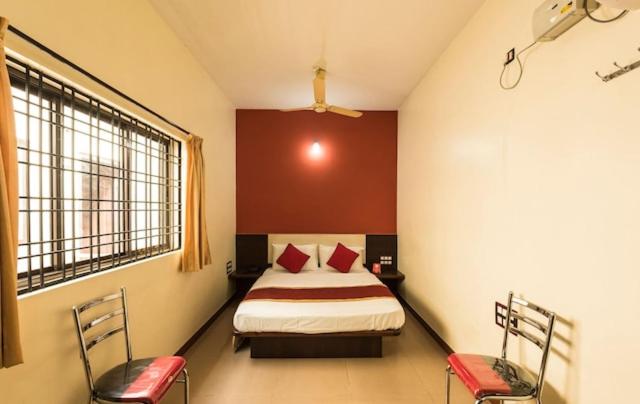 スタンダードルーム, Venkatesha Homes