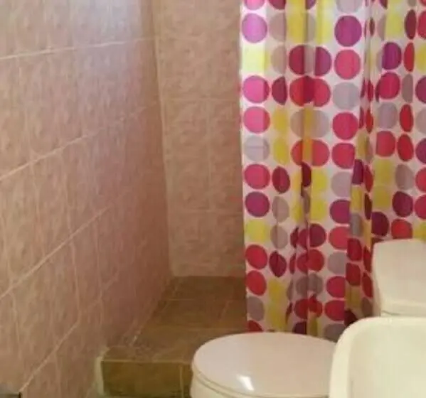 اتاق استاندارد چهار تخته, Contadora