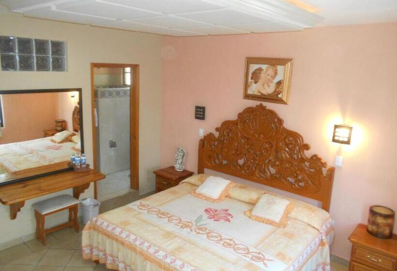 חדר אקונומי, El ángel Taxco